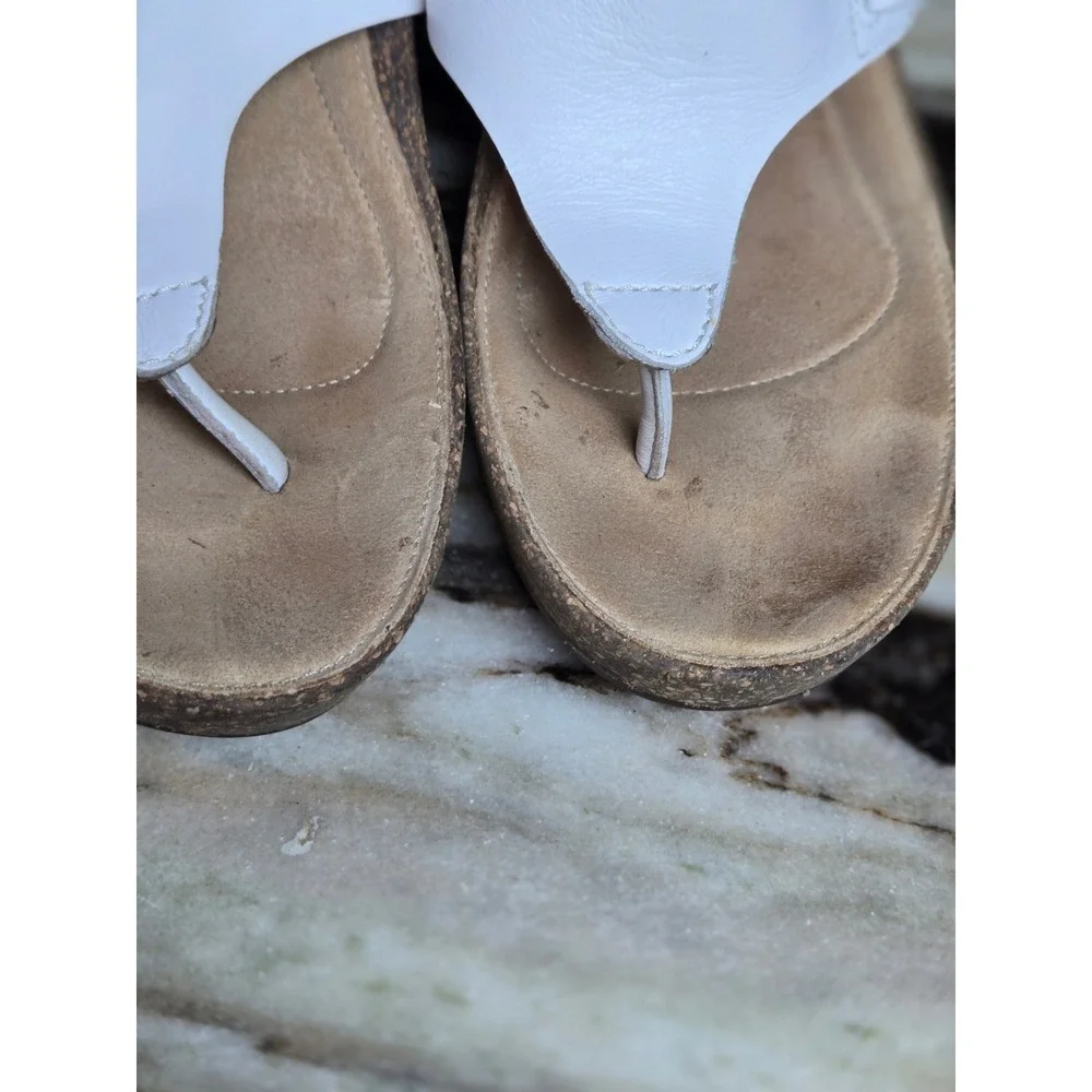 Clarks Artisan Womens White‎ Leather Thong Cork Wedge Sandals 11